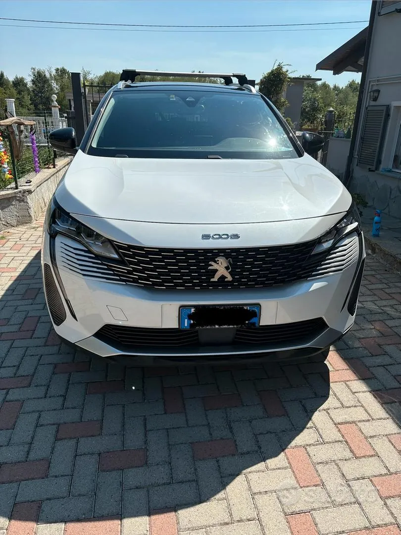 Peugeot 5008 2023 photo 2