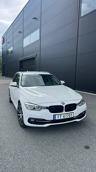 BMW 318I 2018 photo 2