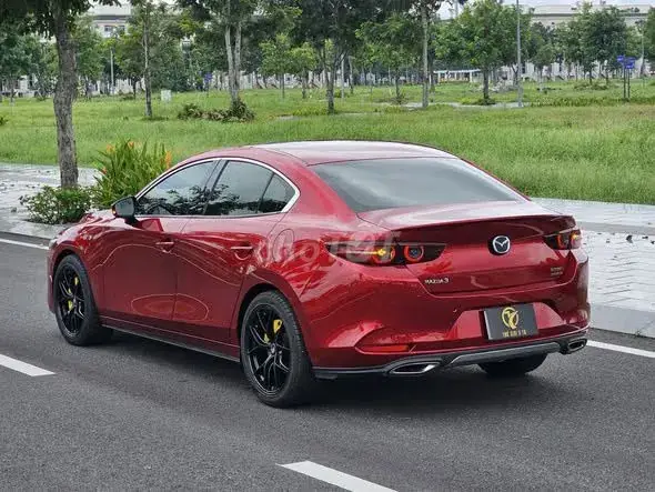 Mazda 3 2023 photo 2