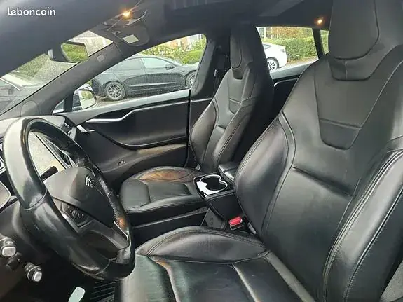 Tesla Model S 2015 photo 3