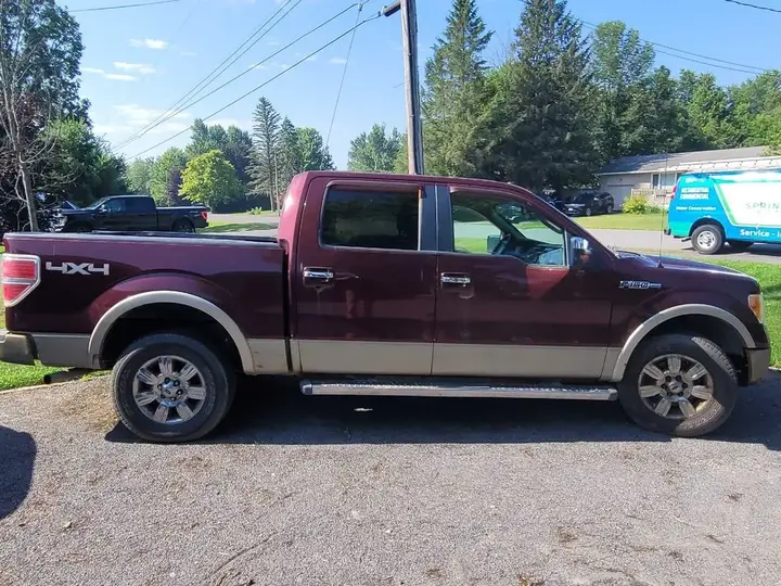 Ford F-150 2010 photo 2