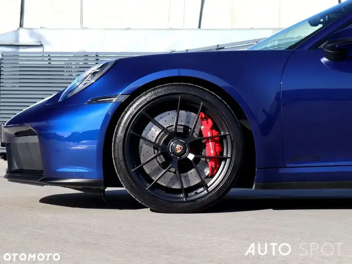 Porsche 911 Carrera 2025 photo 3