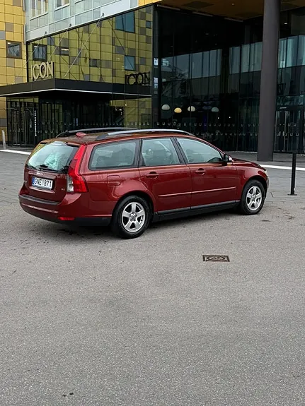 Volvo V50 2008 photo 2