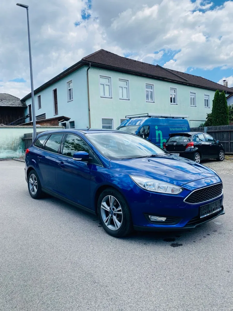 Ford Focus 2017 photo 2