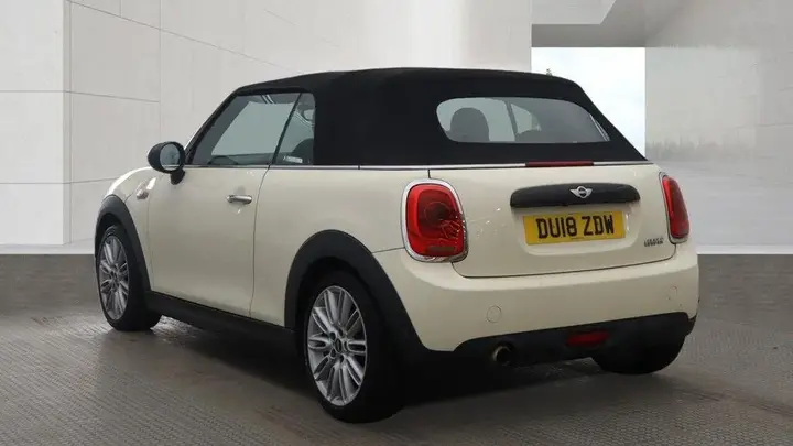 Mini Convertible 2018 photo 5