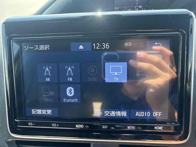 Toyota Voxy 2020 photo 4
