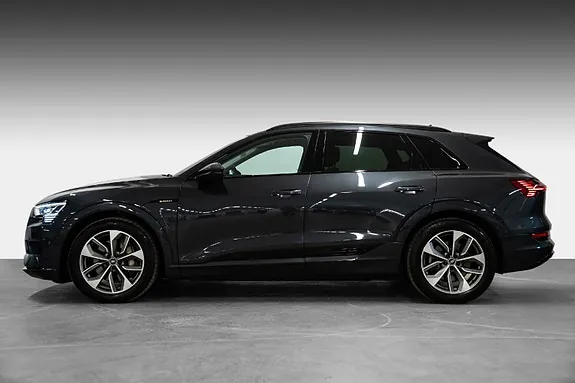 Audi E-Tron 2021 photo 4