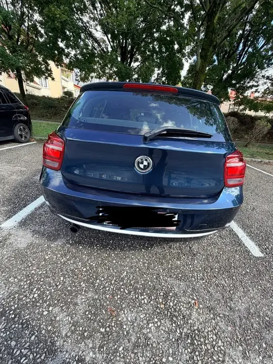 BMW 1 Series 2012 photo 2