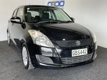 Suzuki Swift 2011 photo 2