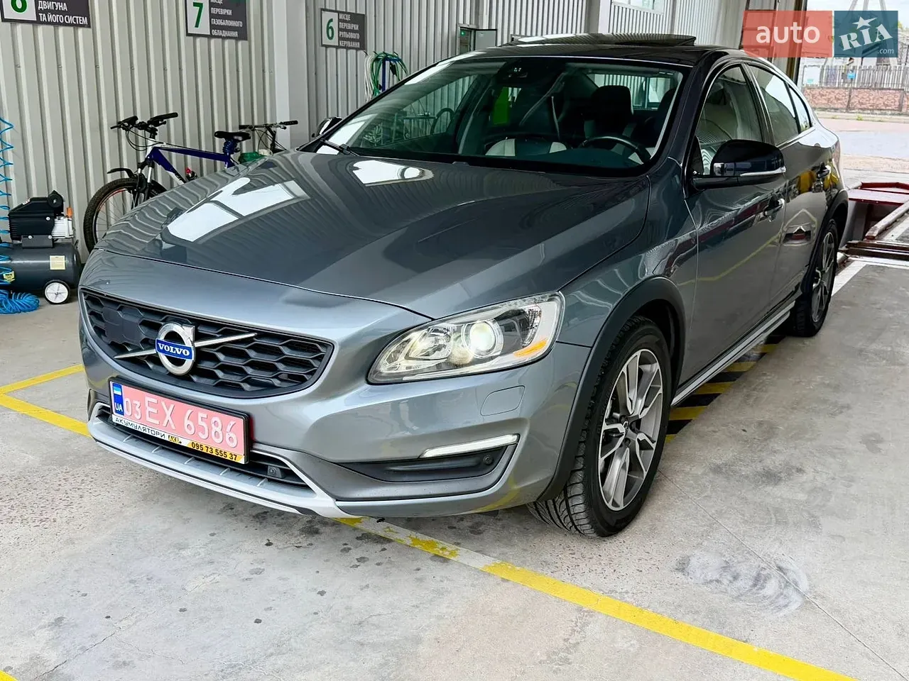 Volvo S60 Cross Country 2016 photo 2