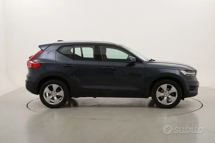 Volvo Xc40 2022 photo 3