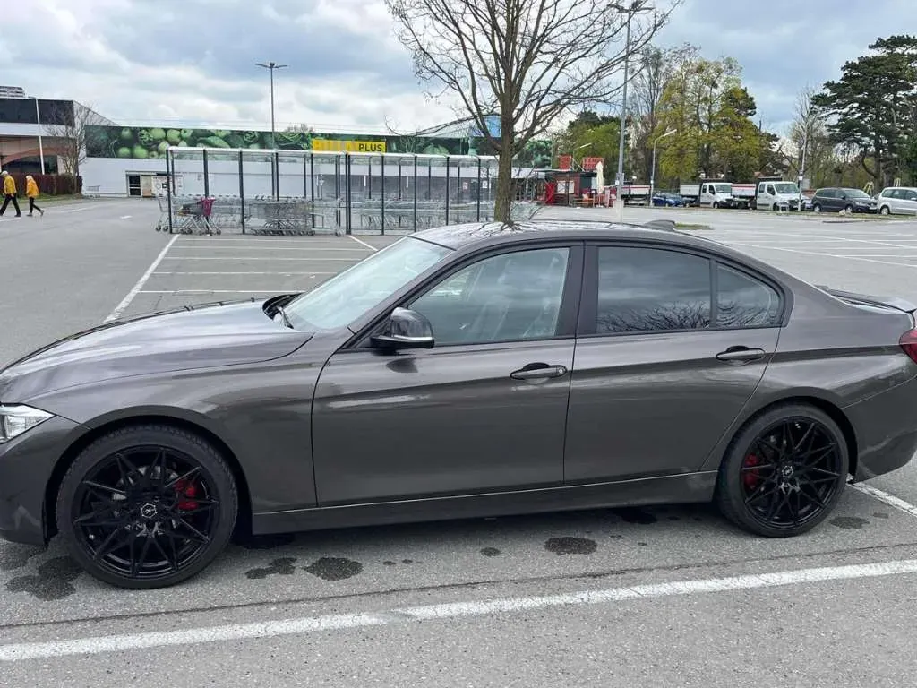 BMW 3 Series 2014 photo 2