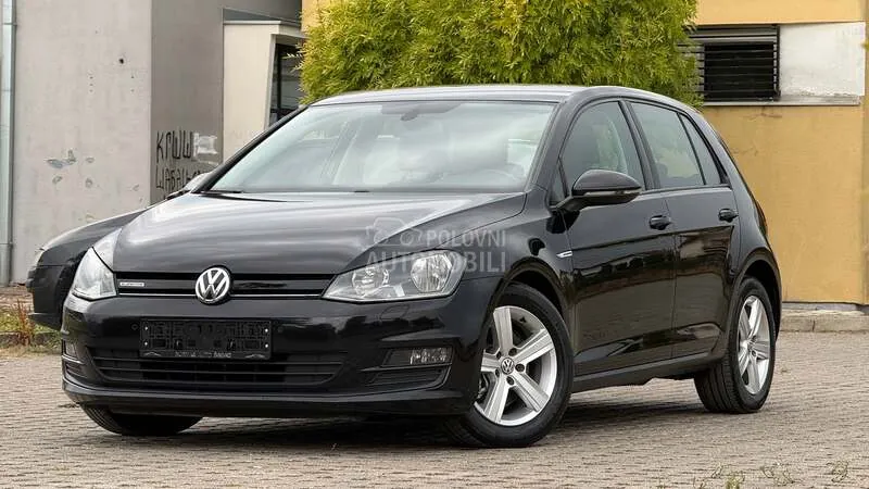 Volkswagen Golf 2013 photo 2