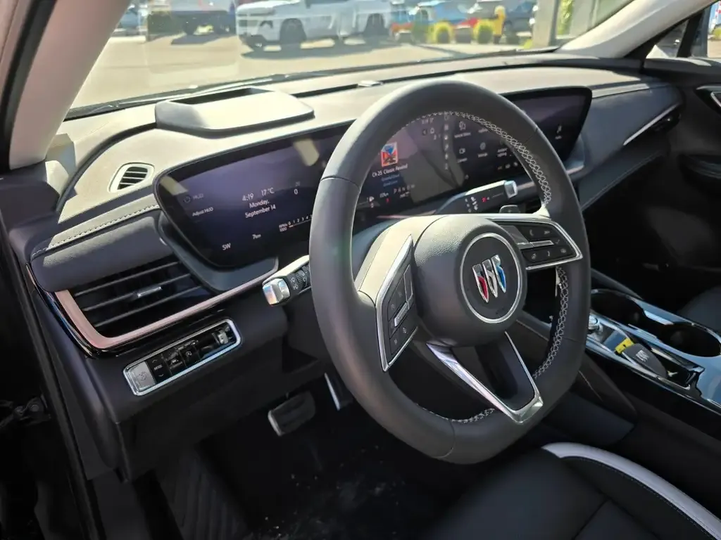 Buick Envision 2026 photo 4