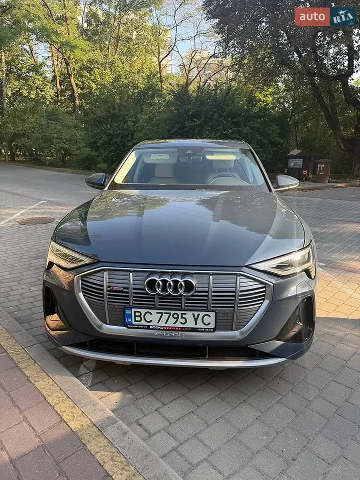Audi E-Tron Sportback 2021 photo 2