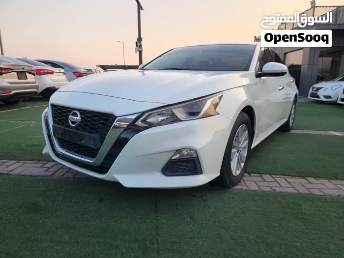 Nissan Altima 2021 photo 2