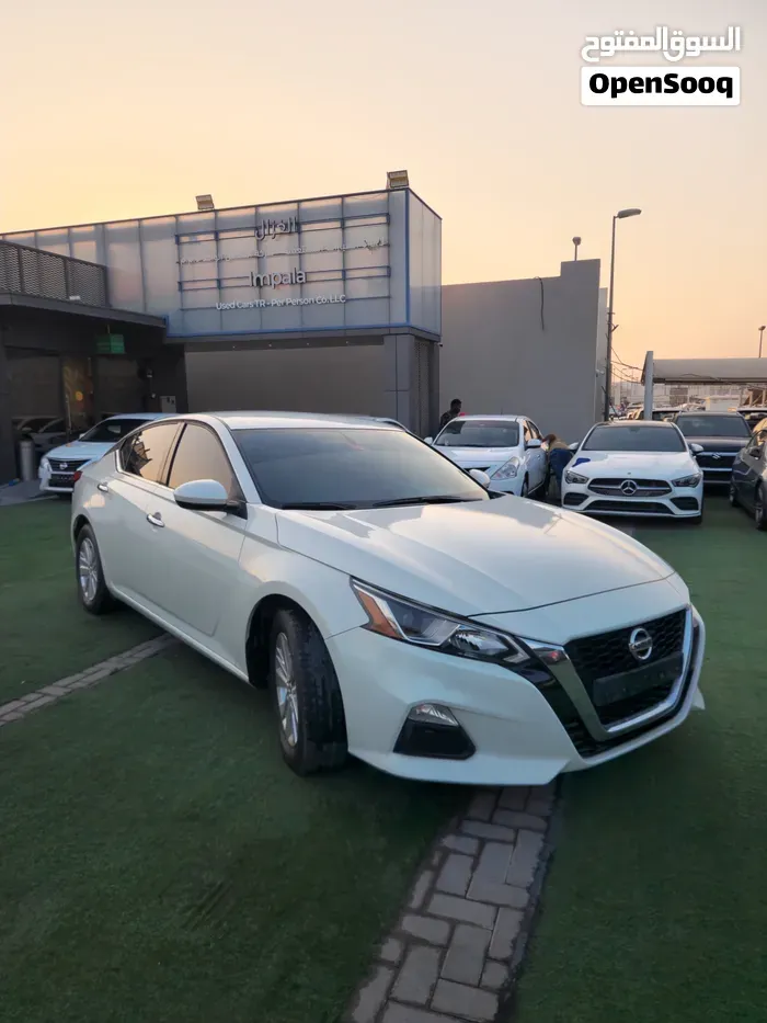 Nissan Altima