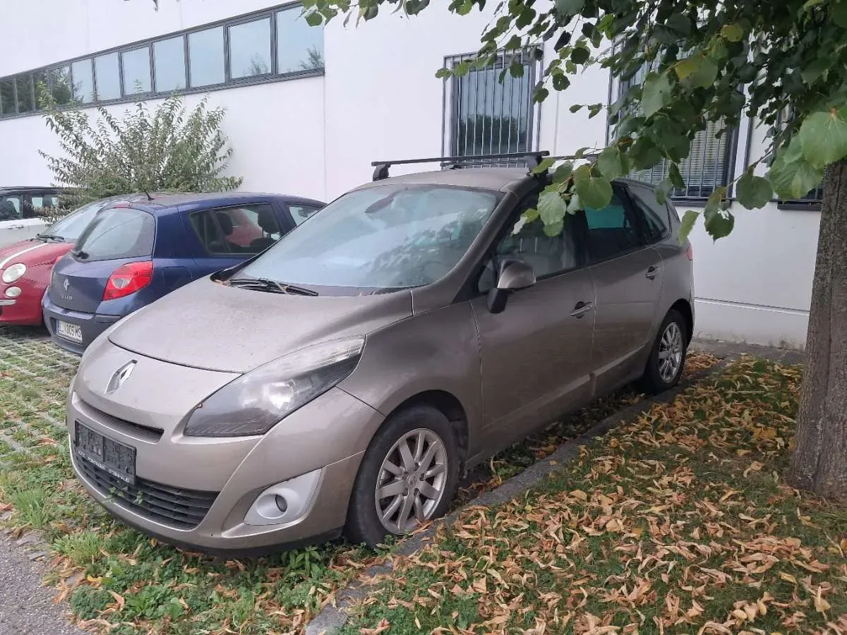 Renault Grand Scénic 2009 photo 3