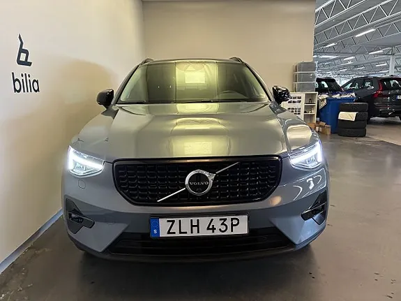 Volvo Xc40 2023 photo 2