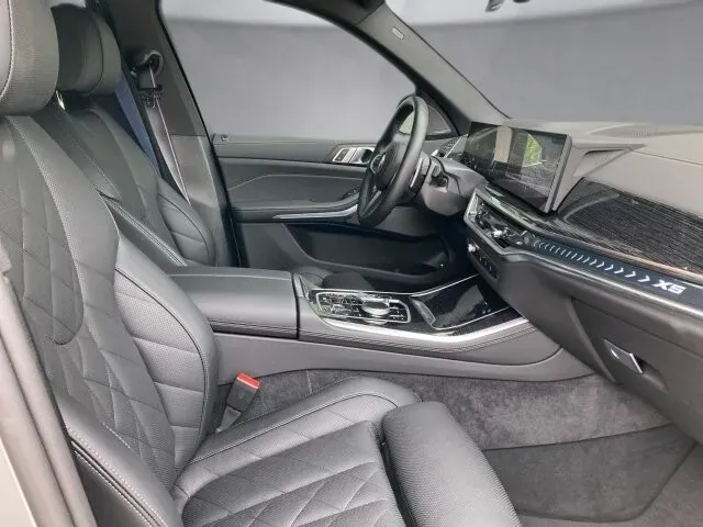 BMW X5 2025 photo 3