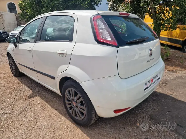 Fiat Punto 2014 photo 4
