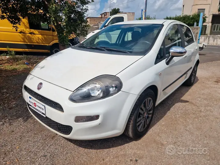 Fiat Punto 2014 photo 2