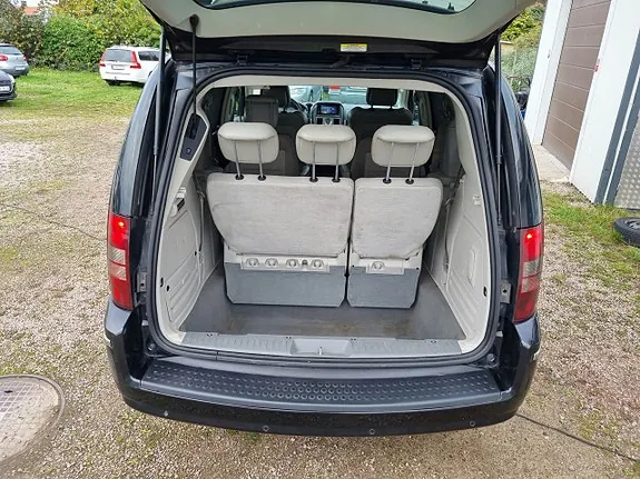 Chrysler Grand Voyager 2010 photo 5
