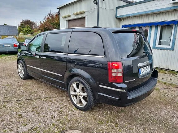 Chrysler Grand Voyager 2010 photo 4