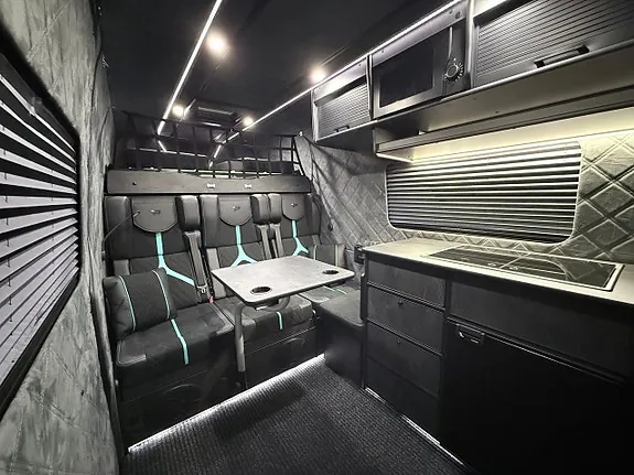 Mercedes-Benz Sprinter 319 2025 photo 4