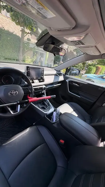 Toyota Rav4 2022 photo 4