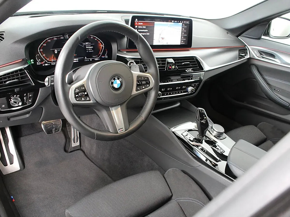 BMW 5 Series 2021 photo 3