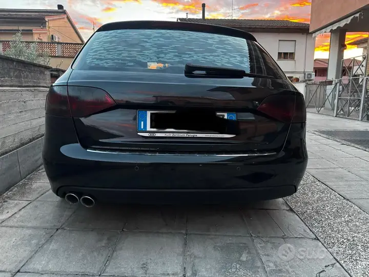 Audi A4 2011 photo 3
