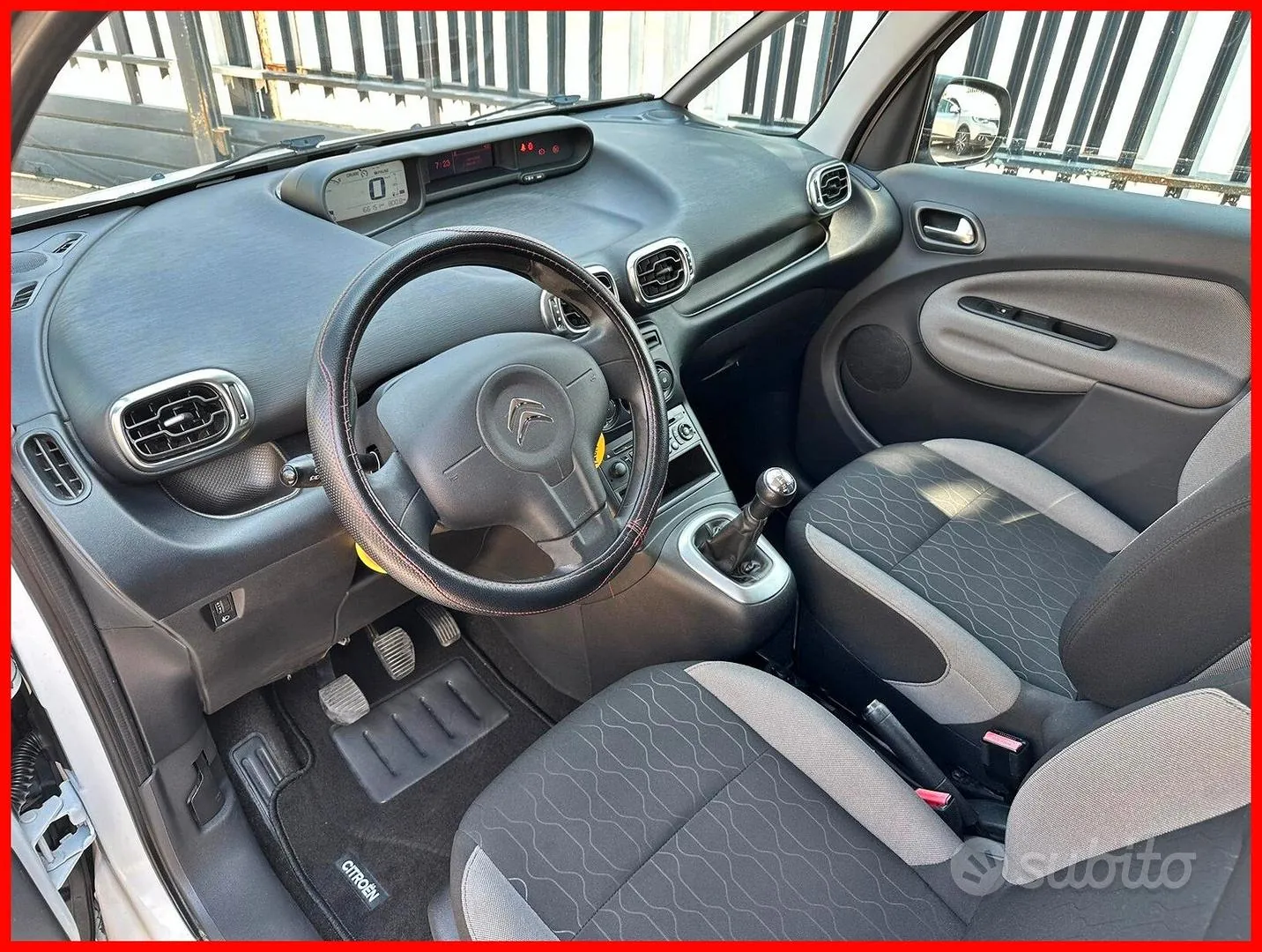 Citroen C3 Picasso 2015 photo 4