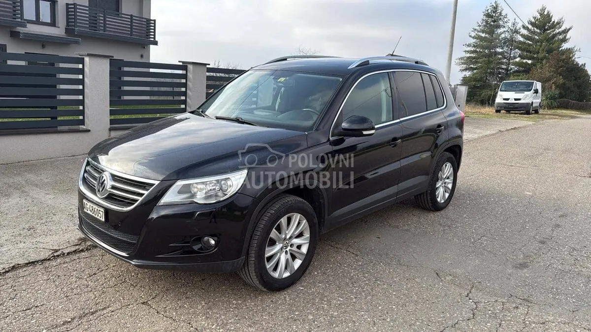 Volkswagen Tiguan 2008 photo 2