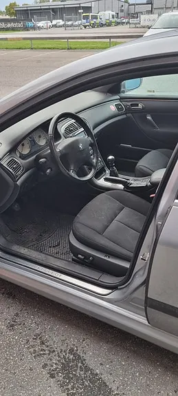 Peugeot 607 2003 photo 4