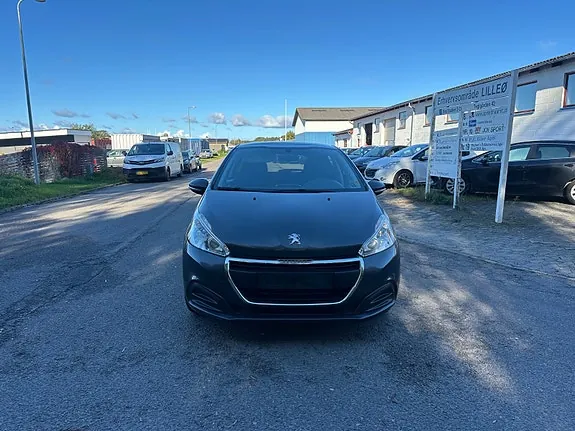 Peugeot 208 2016 photo 2