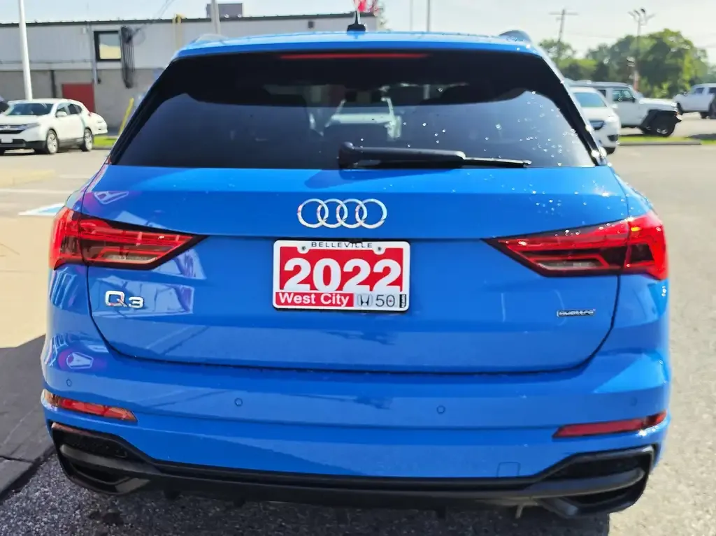 Audi Q3 2022 photo 4