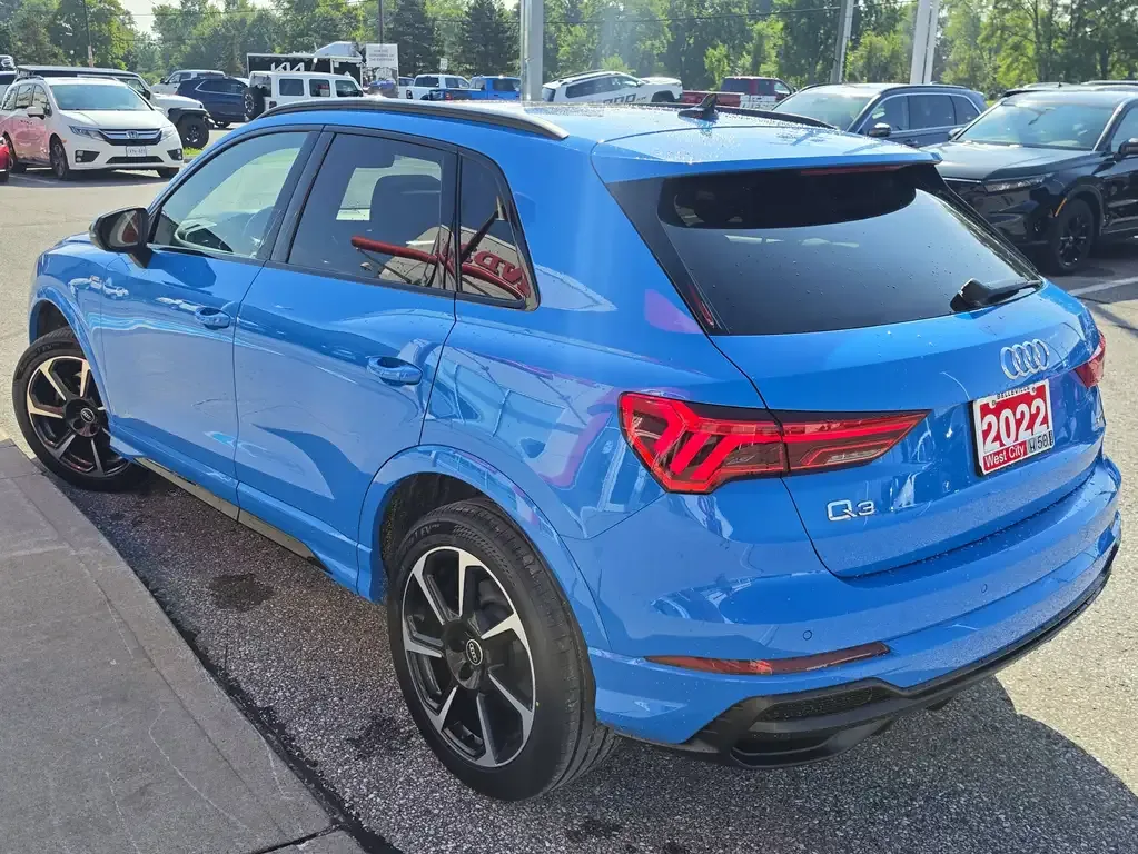 Audi Q3 2022 photo 5
