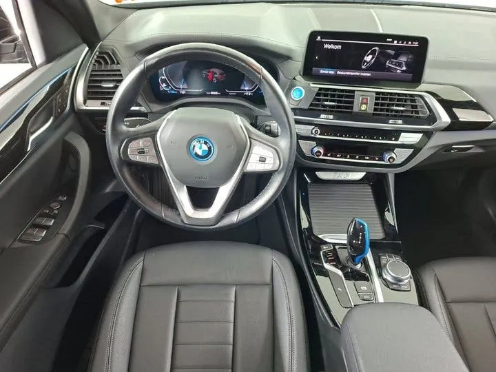 BMW Ix3 2021 photo 3