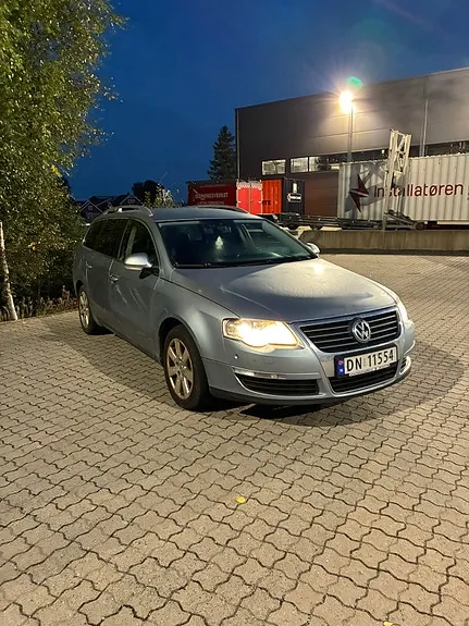 Volkswagen Passat 2009 photo 3