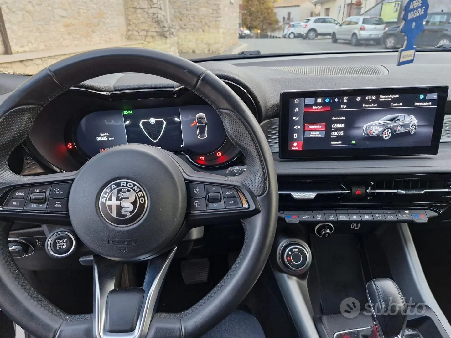 Alfa Romeo Tonale 2023 photo 2