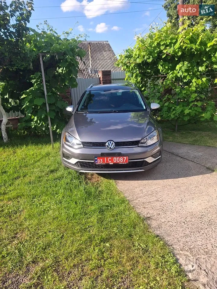 Volkswagen Golf Alltrack
