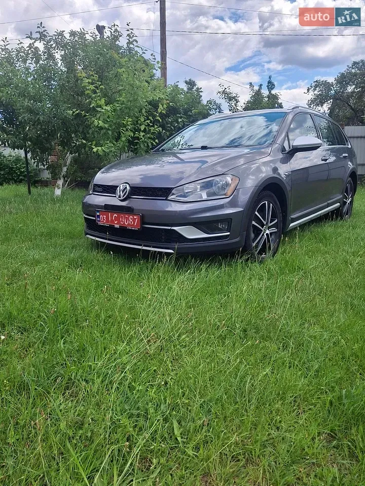 Volkswagen Golf Alltrack 2017 photo 2