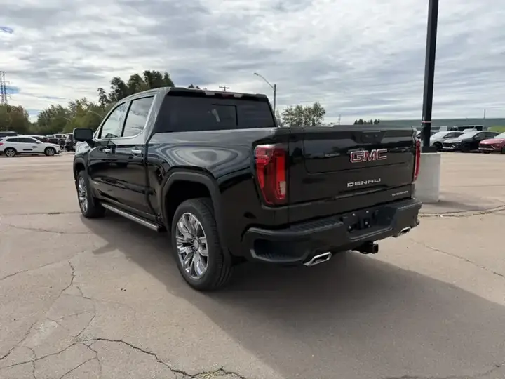GMC Sierra 1500 2026 photo 4