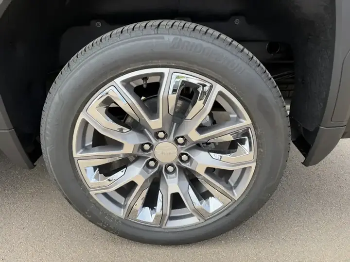GMC Sierra 1500 2026 photo 5