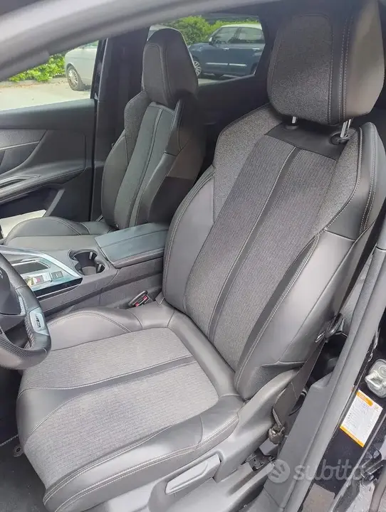 Peugeot 3008 2018 photo 3