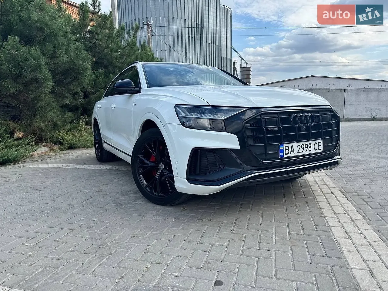 Audi Q8 2020 photo 2