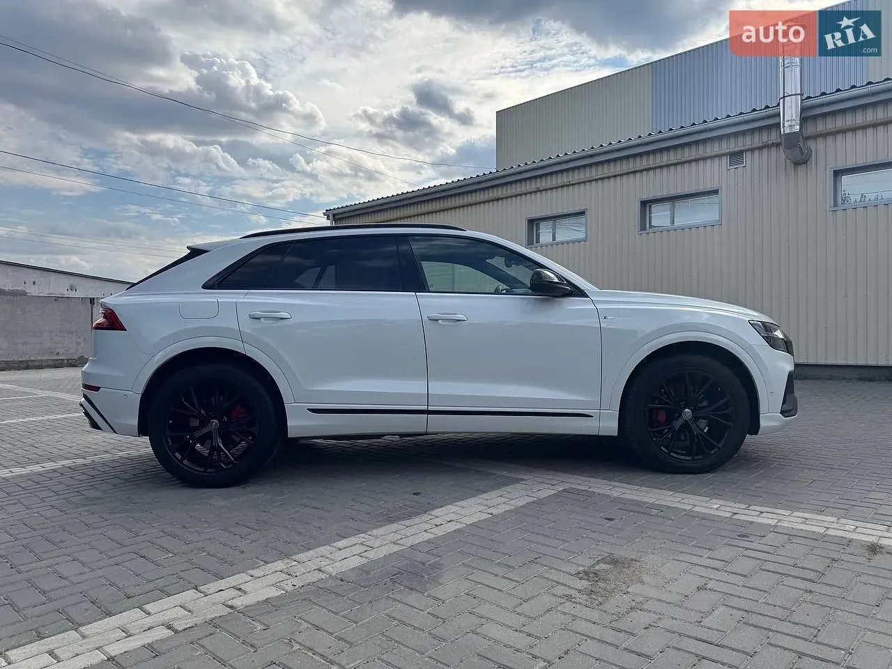 Audi Q8 2020 photo 4