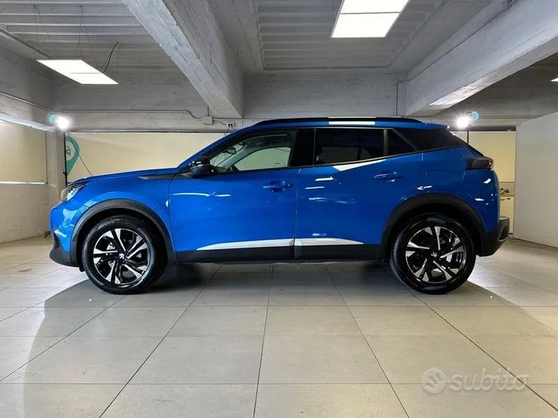 Peugeot 2008 2022 photo 2