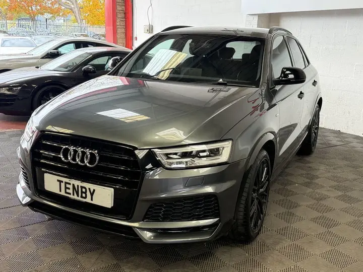 Audi Q3 2018 photo 3